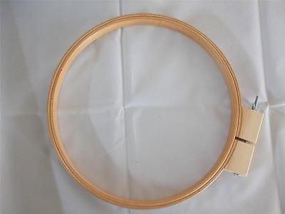 8" Wooden Quilting Hoop by Siesta. Good quality, Lightweight but sturdy