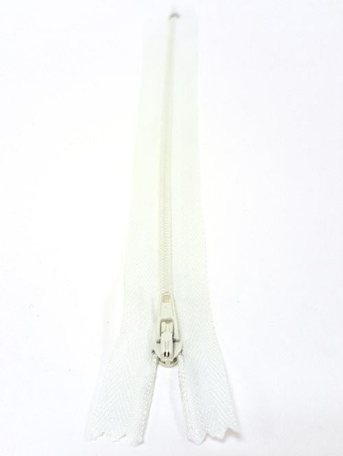 Closed End Nylon Auto-Lock Dress Zip No. 3 - 22" 55cm