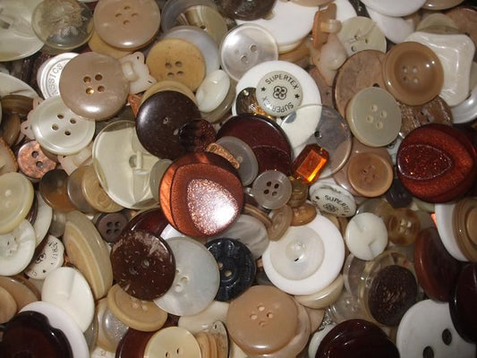 50g of Mixed Buttons - Brown / Fawn