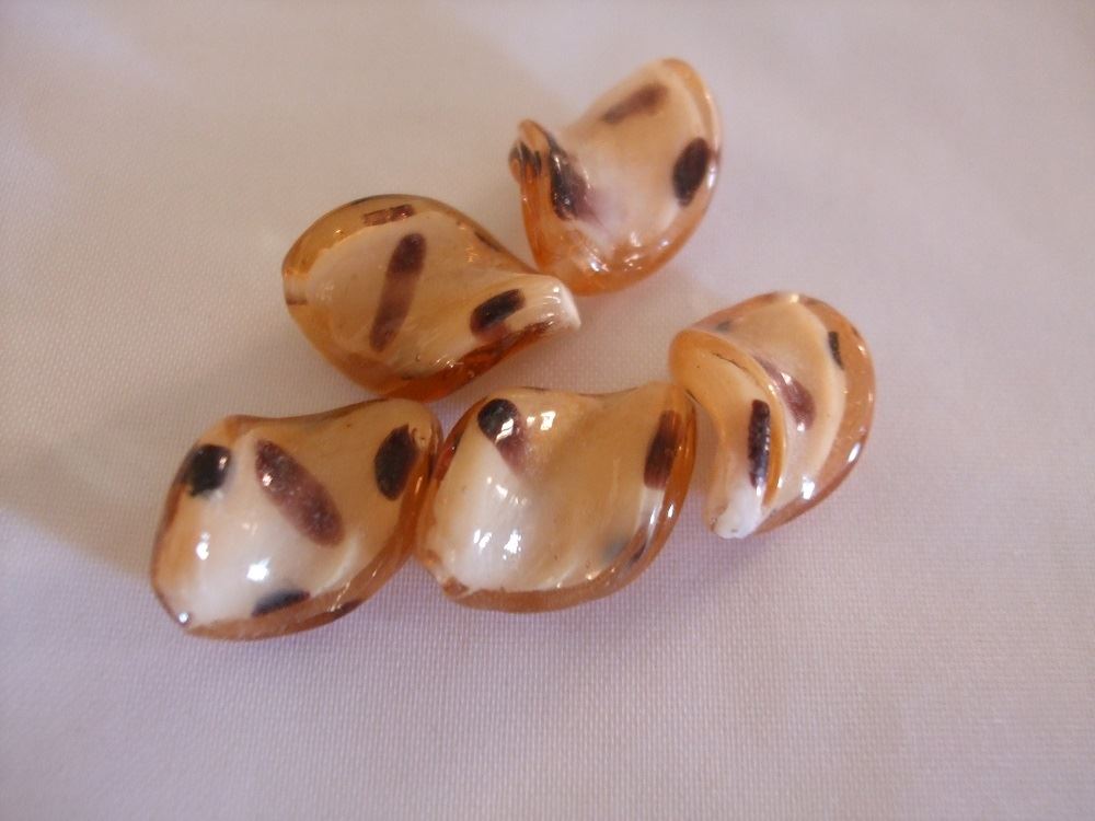 Pack of 5 Handmade Glass Lampwork Beads - Twisted Amber - Approx 18mm x 15mm